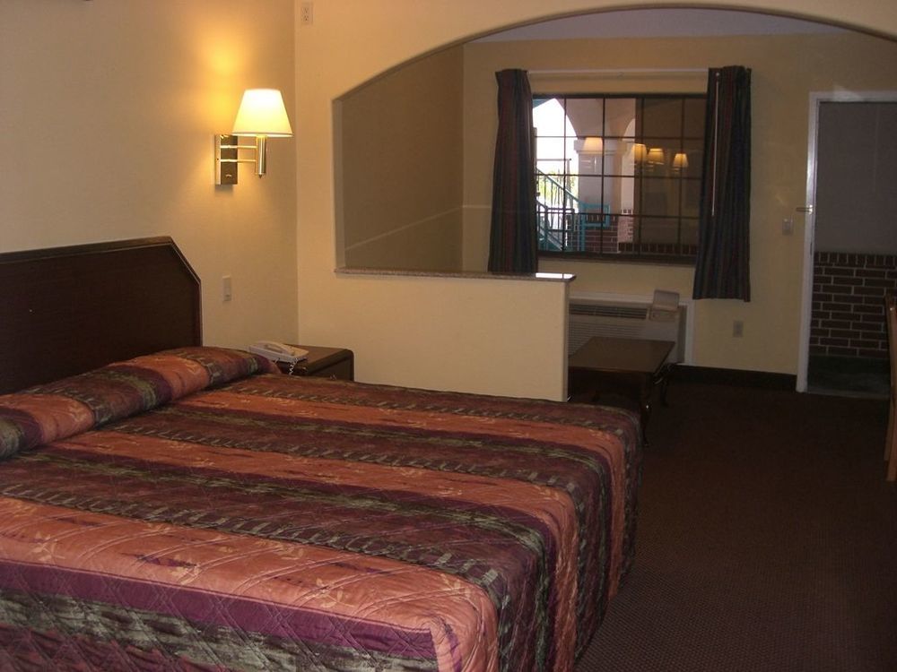 Regency Inn And Suites Galena Park Houston Room photo