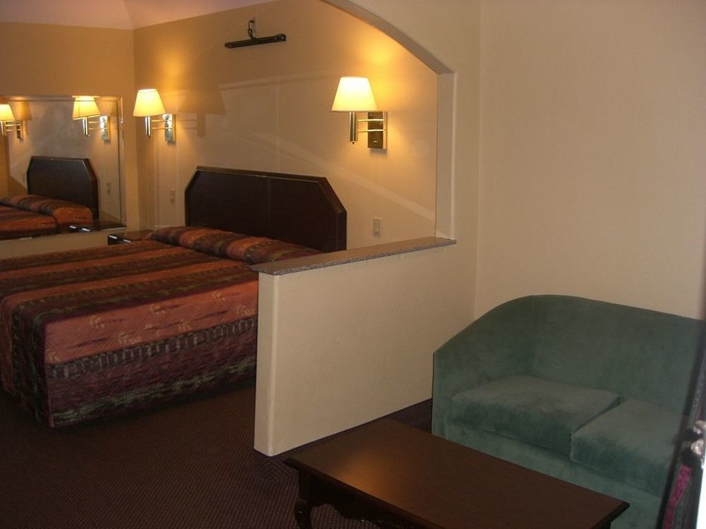 Regency Inn And Suites Galena Park Houston Room photo