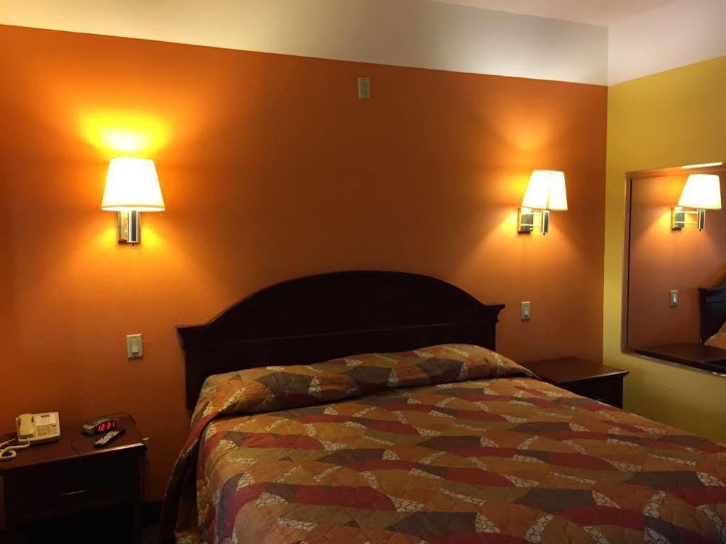 Regency Inn And Suites Galena Park Houston Exterior photo